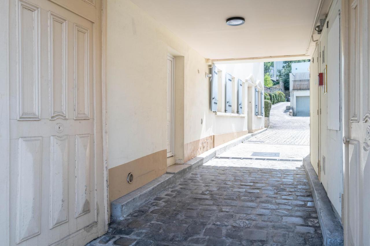 Appart'Hotel Nuiteejour Versailles Saint Cyr L'Ecole Esterno foto