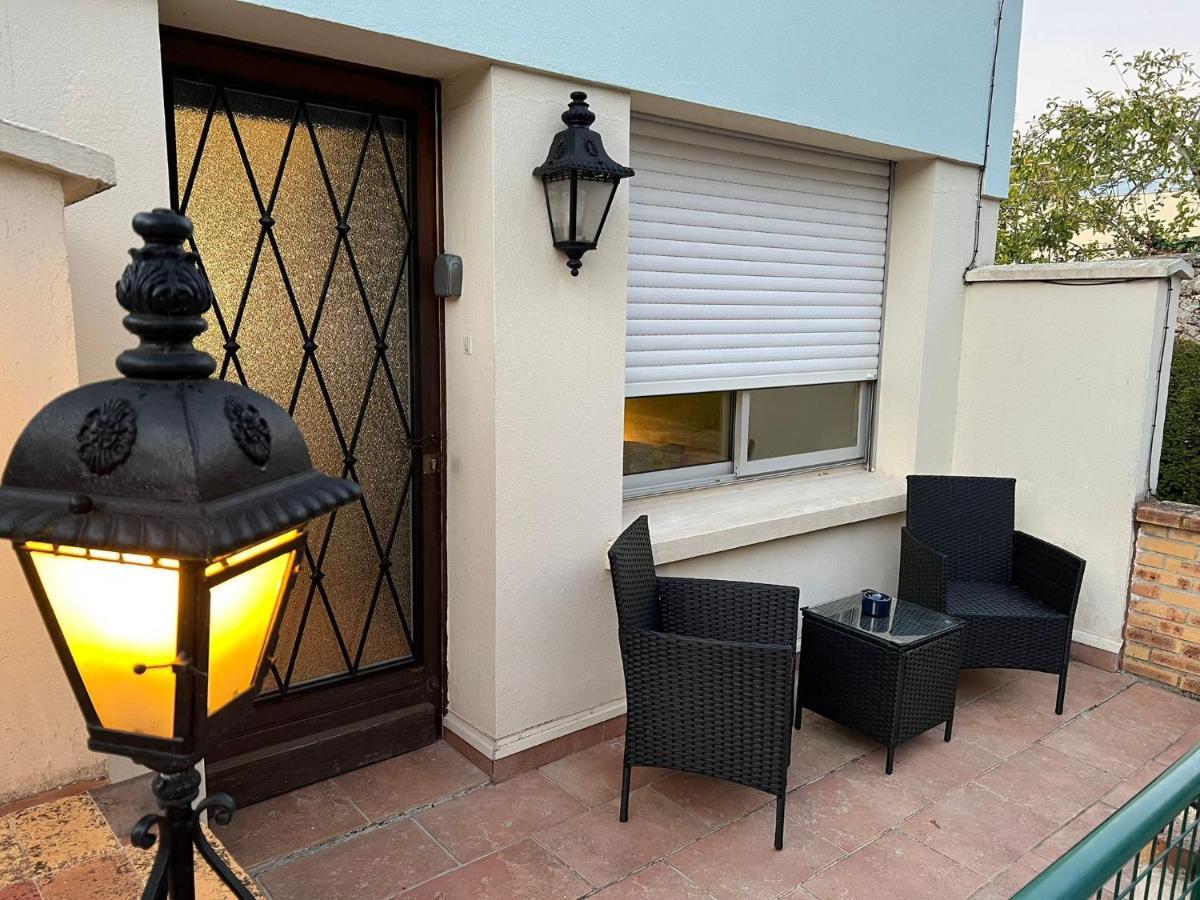 Appart'Hotel Nuiteejour Versailles Saint Cyr L'Ecole Esterno foto