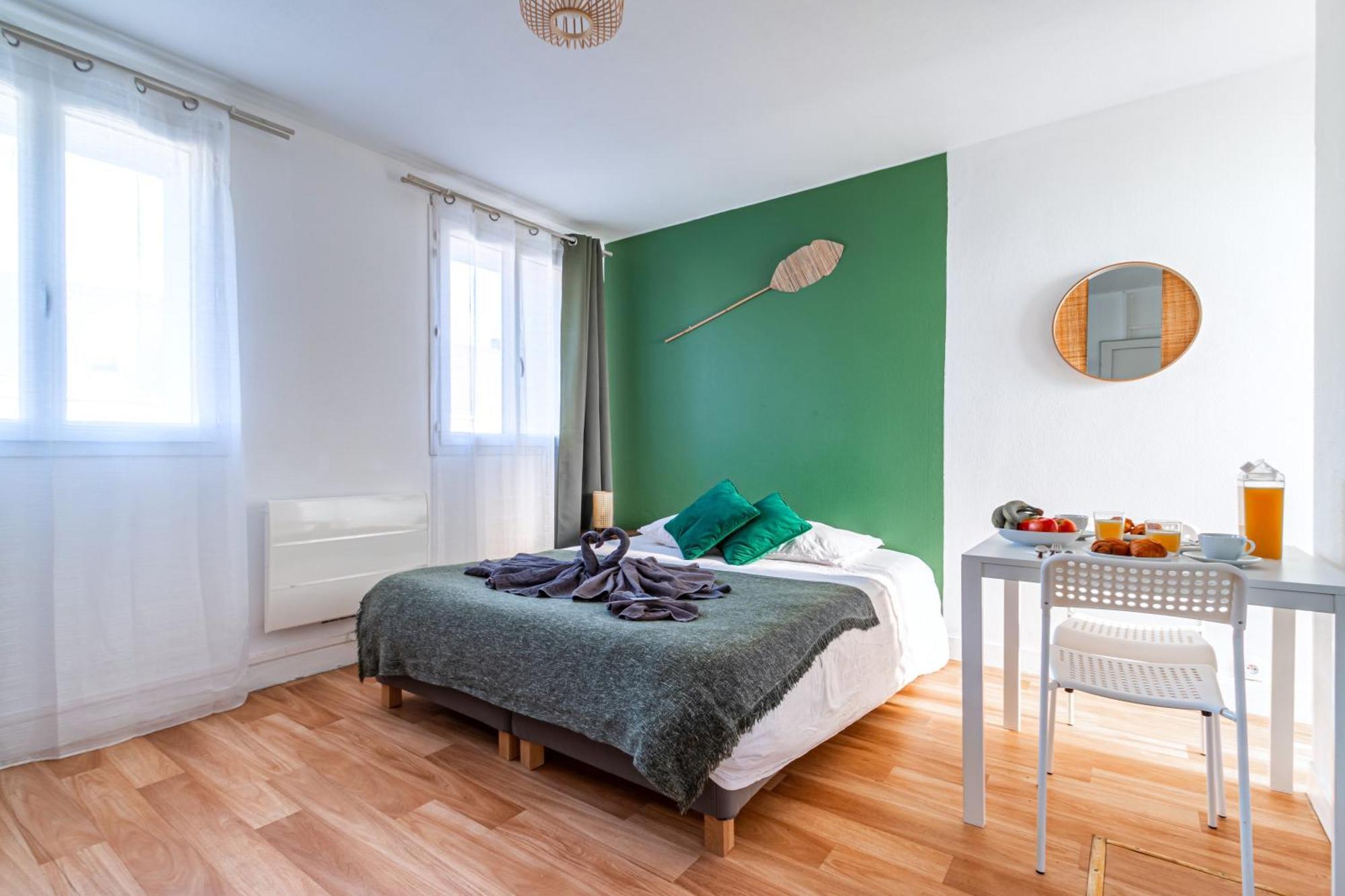 Appart'Hotel Nuiteejour Versailles Saint Cyr L'Ecole Esterno foto