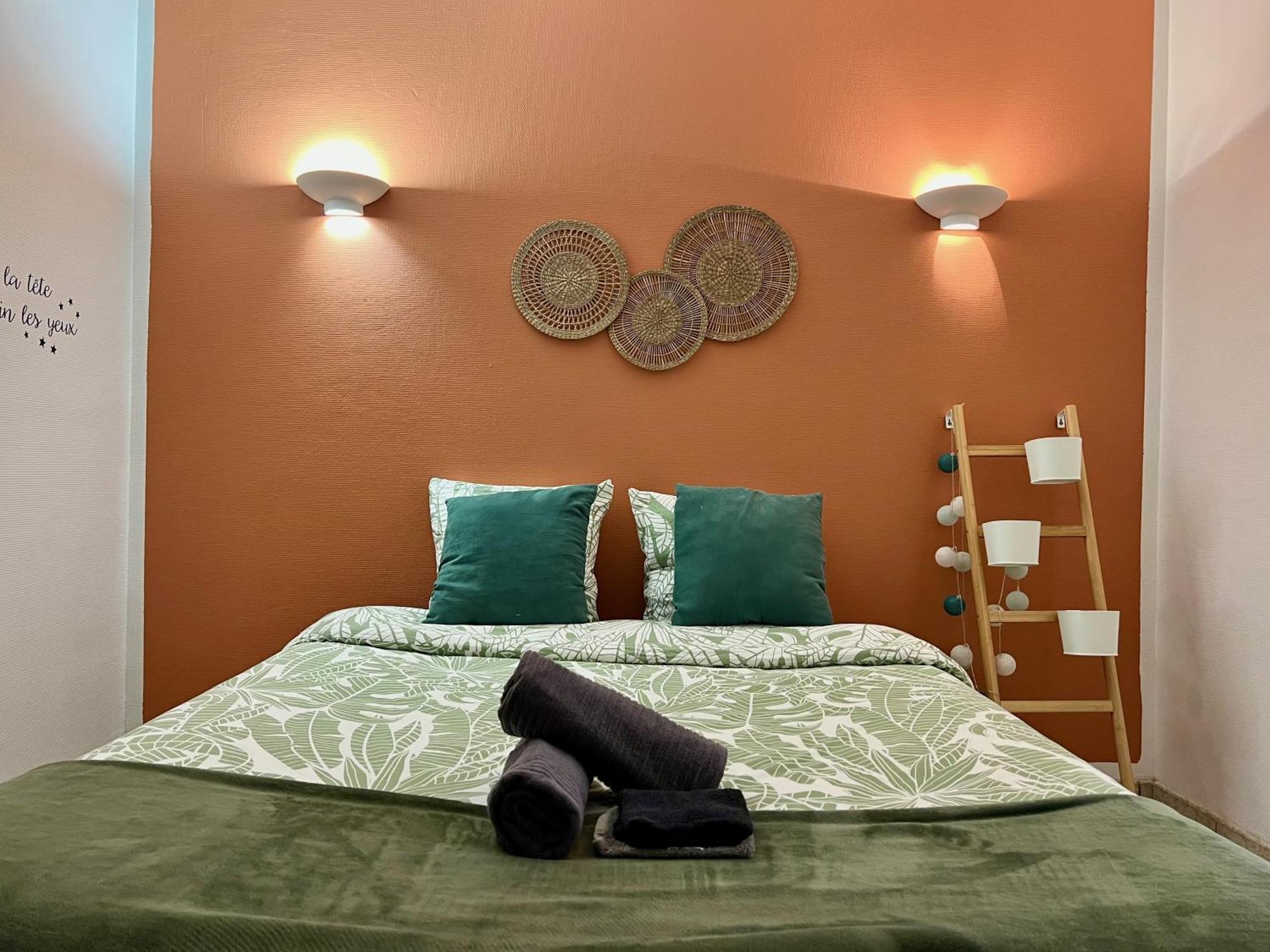 Appart'Hotel Nuiteejour Versailles Saint Cyr L'Ecole Esterno foto